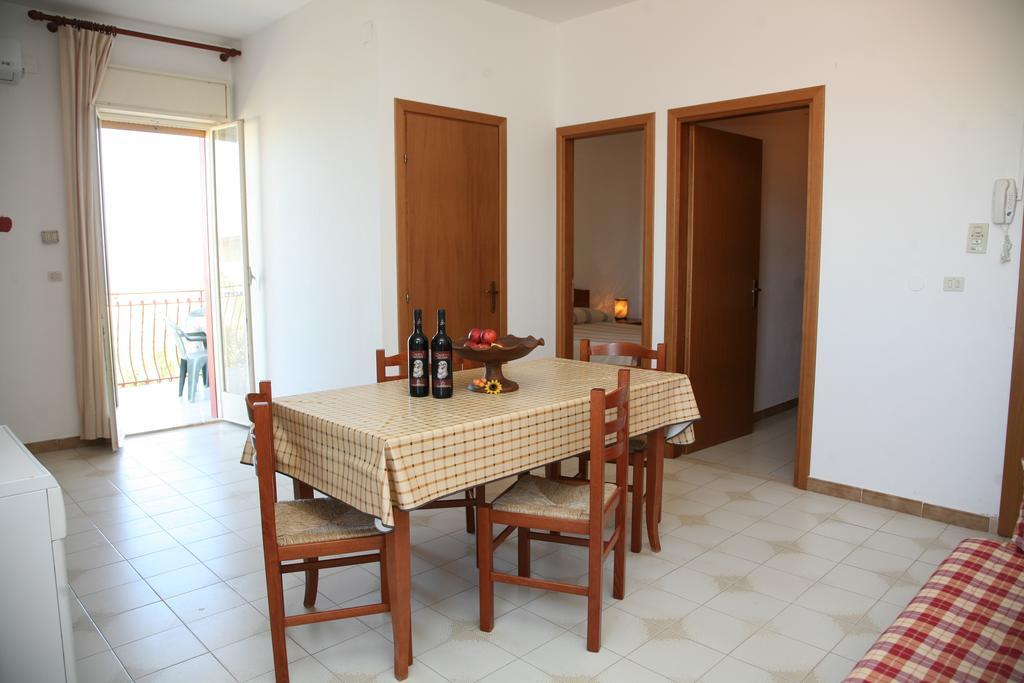 Residence Marino Balestrate Rum bild